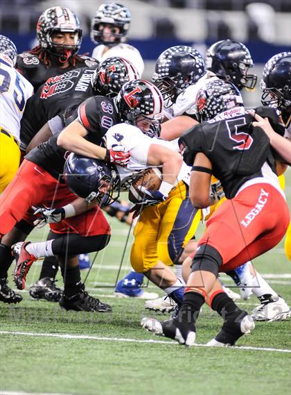Thumbnail 1 in Highland Park vs Mansfield Legacy (UIL 4A Regional Playoff) photogallery.