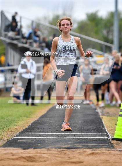 Thumbnail 2 in Santo High School Meet photogallery.
