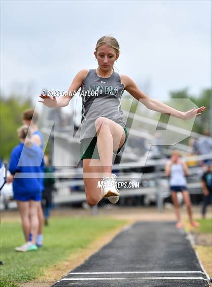 Thumbnail 3 in Santo High School Meet photogallery.