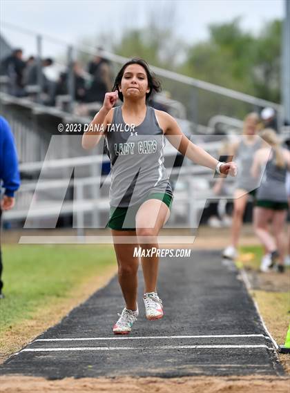 Thumbnail 2 in Santo High School Meet photogallery.