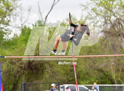 Thumbnail 1 in Santo High School Meet photogallery.