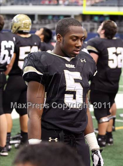 Thumbnail 1 in Marcus vs. Fossil Ridge (5A Division 2 Region 1 Bi-District) photogallery.