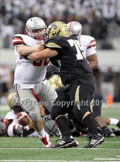 Thumbnail 3 in Marcus vs. Fossil Ridge (5A Division 2 Region 1 Bi-District) photogallery.