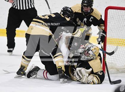 Thumbnail 2 in Trumbull @ Stamford/Westhill photogallery.