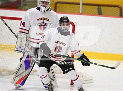 Thumbnail 3 in Trumbull @ Stamford/Westhill photogallery.