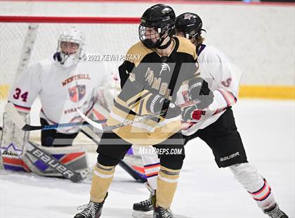 Thumbnail 1 in Trumbull @ Stamford/Westhill photogallery.