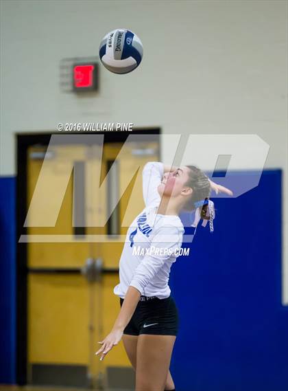 Thumbnail 2 in Cornwall Central vs. Wallkill (Section 9 Class A Final) photogallery.