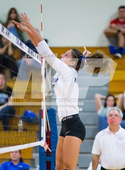 Thumbnail 3 in Cornwall Central vs. Wallkill (Section 9 Class A Final) photogallery.