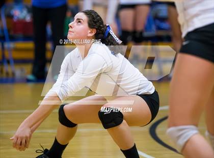 Thumbnail 1 in Cornwall Central vs. Wallkill (Section 9 Class A Final) photogallery.