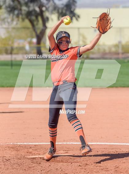 Thumbnail 2 in Los Alamitos vs. Gallup (Dave Kops Tournament of Champions) photogallery.