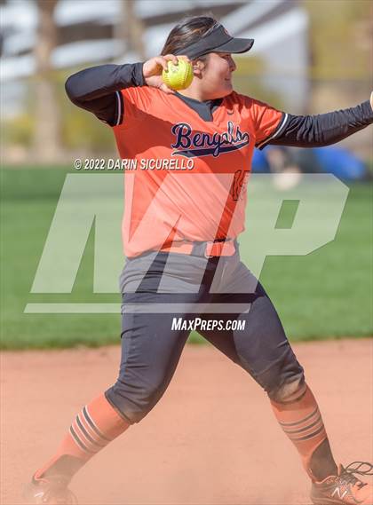 Thumbnail 1 in Los Alamitos vs. Gallup (Dave Kops Tournament of Champions) photogallery.