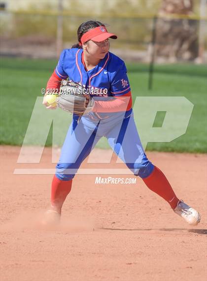 Thumbnail 2 in Los Alamitos vs. Gallup (Dave Kops Tournament of Champions) photogallery.
