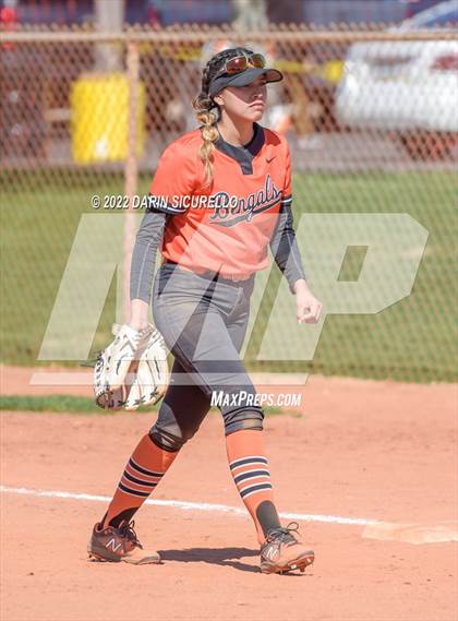 Thumbnail 3 in Los Alamitos vs. Gallup (Dave Kops Tournament of Champions) photogallery.