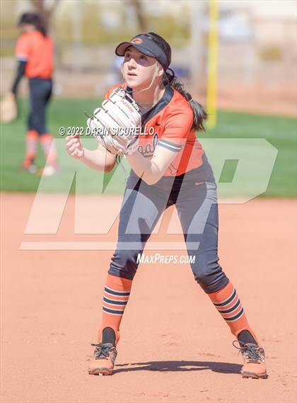 Thumbnail 3 in Los Alamitos vs. Gallup (Dave Kops Tournament of Champions) photogallery.