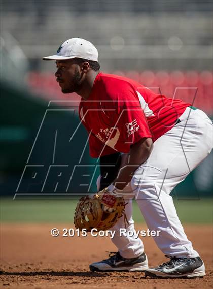 Thumbnail 2 in DC Batter Up All-Star Classic photogallery.