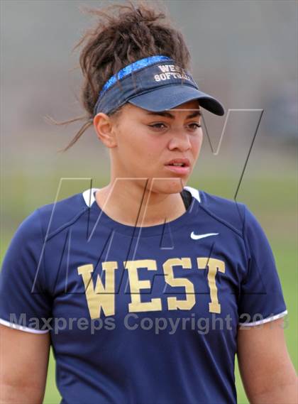 Thumbnail 2 in Elk Grove vs West (NorCal Classic) photogallery.