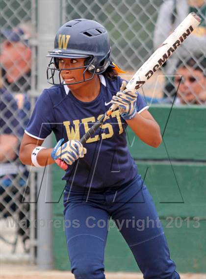 Thumbnail 1 in Elk Grove vs West (NorCal Classic) photogallery.