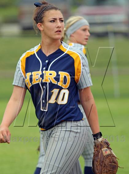 Thumbnail 1 in Elk Grove vs West (NorCal Classic) photogallery.