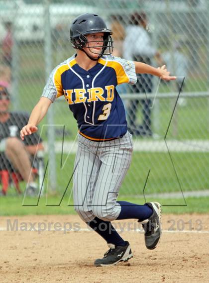 Thumbnail 1 in Elk Grove vs West (NorCal Classic) photogallery.