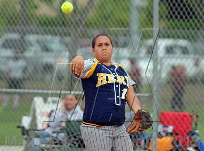 Thumbnail 2 in Elk Grove vs West (NorCal Classic) photogallery.