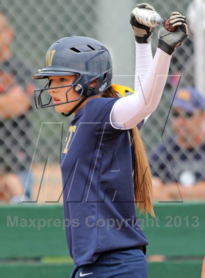 Thumbnail 2 in Elk Grove vs West (NorCal Classic) photogallery.