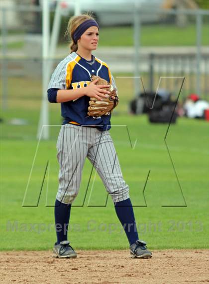 Thumbnail 2 in Elk Grove vs West (NorCal Classic) photogallery.