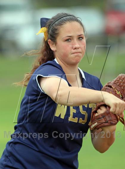 Thumbnail 3 in Elk Grove vs West (NorCal Classic) photogallery.