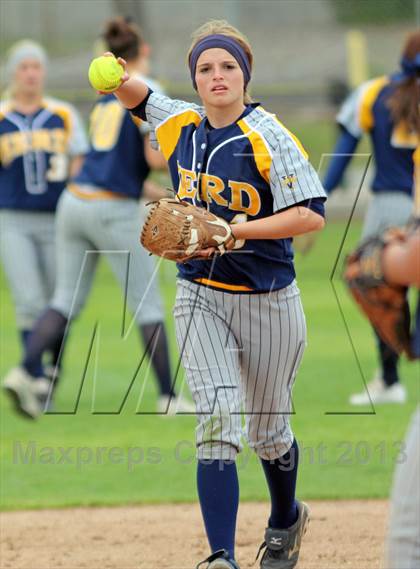 Thumbnail 3 in Elk Grove vs West (NorCal Classic) photogallery.