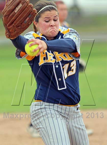 Thumbnail 2 in Elk Grove vs West (NorCal Classic) photogallery.
