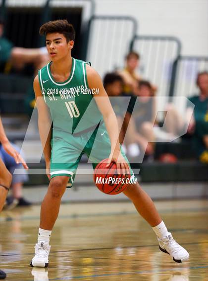 Thumbnail 2 in St. Mary's vs. Mountain View (Holiday Invitational Tournament) photogallery.