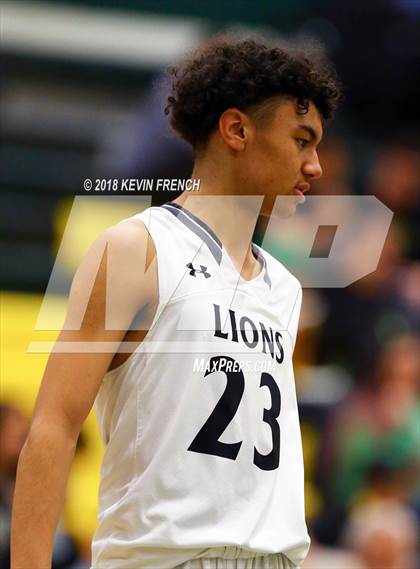 Thumbnail 1 in St. Mary's vs. Mountain View (Holiday Invitational Tournament) photogallery.