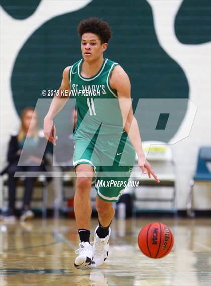 Thumbnail 3 in St. Mary's vs. Mountain View (Holiday Invitational Tournament) photogallery.