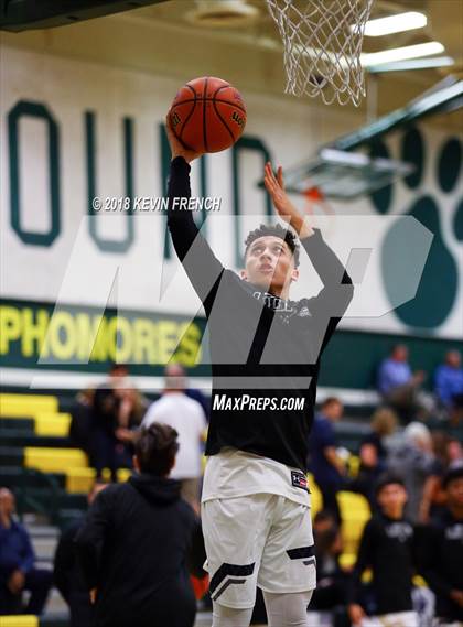 Thumbnail 1 in St. Mary's vs. Mountain View (Holiday Invitational Tournament) photogallery.