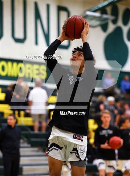 Thumbnail 2 in St. Mary's vs. Mountain View (Holiday Invitational Tournament) photogallery.