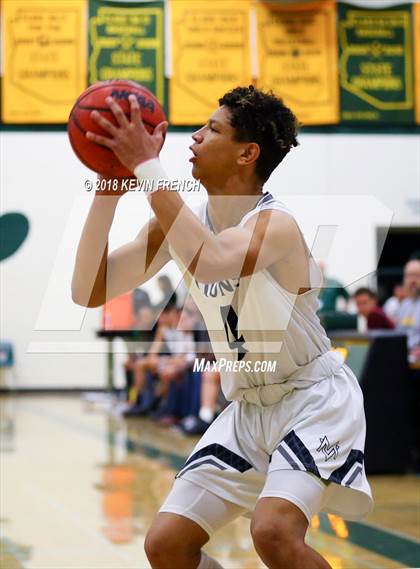 Thumbnail 2 in St. Mary's vs. Mountain View (Holiday Invitational Tournament) photogallery.