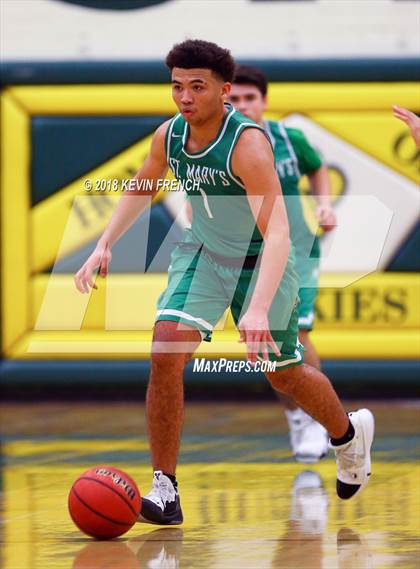 Thumbnail 3 in St. Mary's vs. Mountain View (Holiday Invitational Tournament) photogallery.