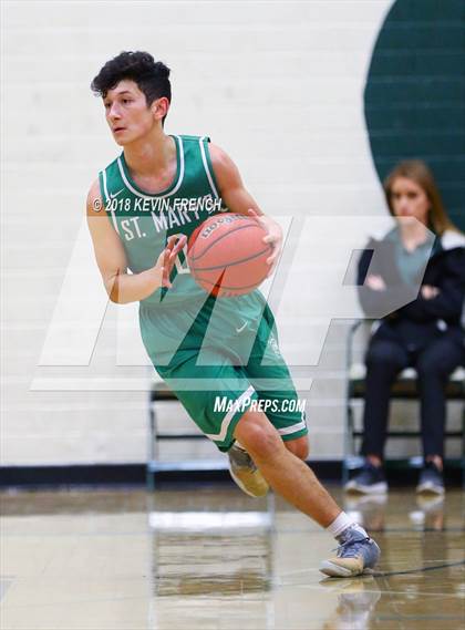 Thumbnail 3 in St. Mary's vs. Mountain View (Holiday Invitational Tournament) photogallery.