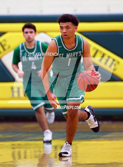 Thumbnail 1 in St. Mary's vs. Mountain View (Holiday Invitational Tournament) photogallery.