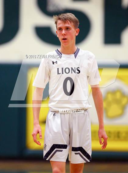Thumbnail 1 in St. Mary's vs. Mountain View (Holiday Invitational Tournament) photogallery.