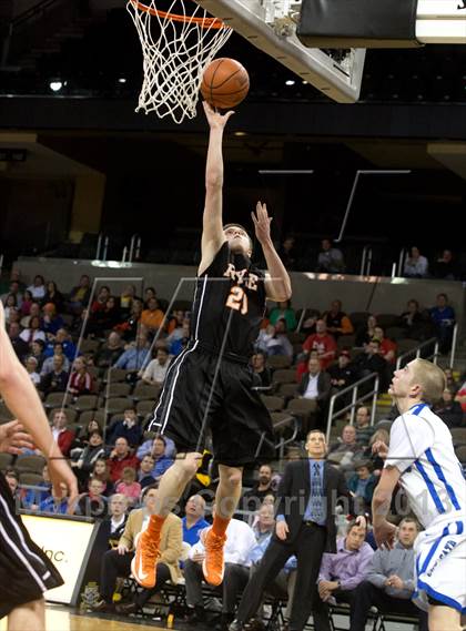 Thumbnail 1 in Ryle vs Covington Catholic (KHSAA Ninth Region) photogallery.