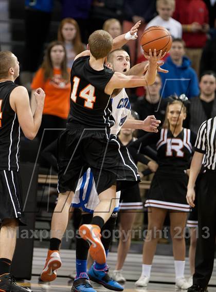 Thumbnail 2 in Ryle vs Covington Catholic (KHSAA Ninth Region) photogallery.