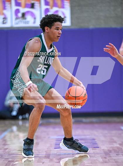 Thumbnail 3 in Skyline @ Mariner (4A District 1/2 Playoffs) photogallery.