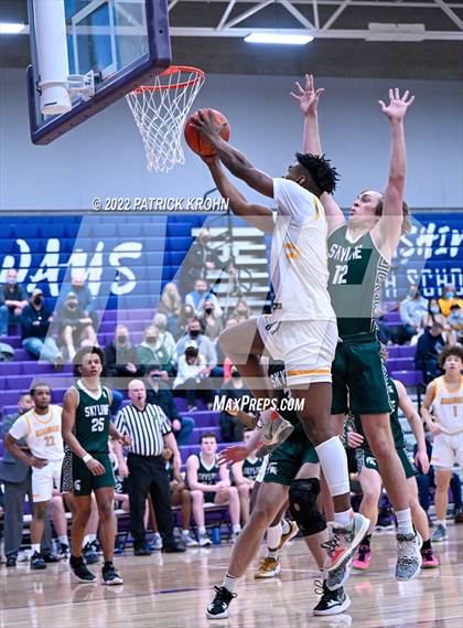 Thumbnail 2 in Skyline @ Mariner (4A District 1/2 Playoffs) photogallery.