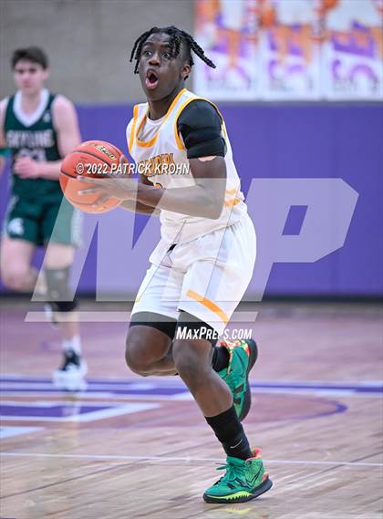 Thumbnail 3 in Skyline @ Mariner (4A District 1/2 Playoffs) photogallery.