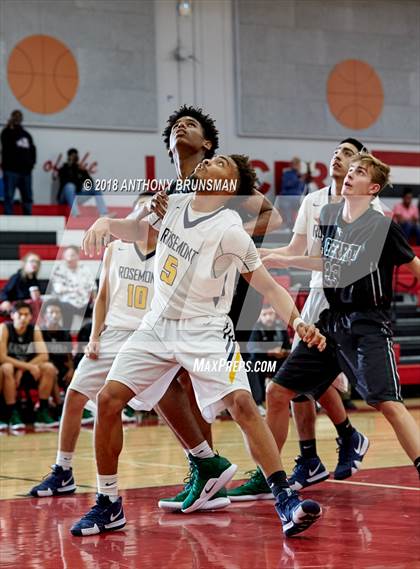 Thumbnail 2 in El Cerrito vs. Rosemont (Cordova Christmas Classic) photogallery.