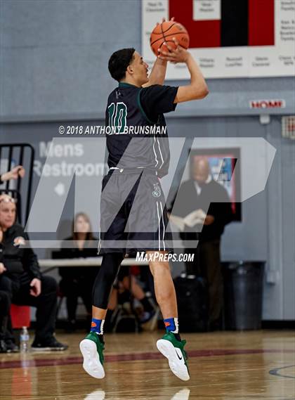 Thumbnail 2 in El Cerrito vs. Rosemont (Cordova Christmas Classic) photogallery.