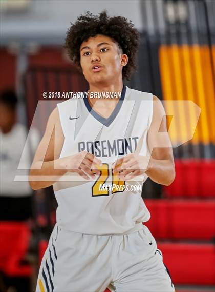 Thumbnail 3 in El Cerrito vs. Rosemont (Cordova Christmas Classic) photogallery.
