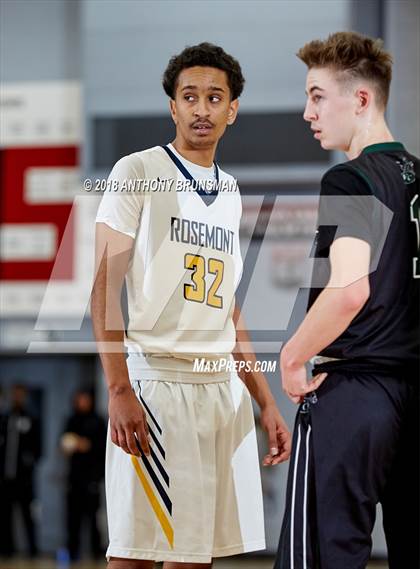Thumbnail 2 in El Cerrito vs. Rosemont (Cordova Christmas Classic) photogallery.