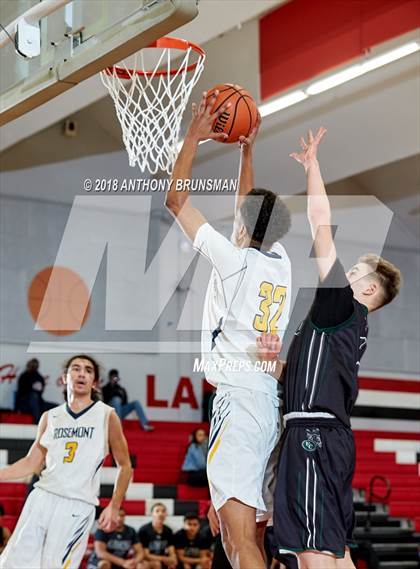 Thumbnail 1 in El Cerrito vs. Rosemont (Cordova Christmas Classic) photogallery.