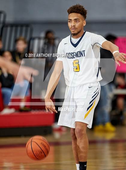 Thumbnail 2 in El Cerrito vs. Rosemont (Cordova Christmas Classic) photogallery.